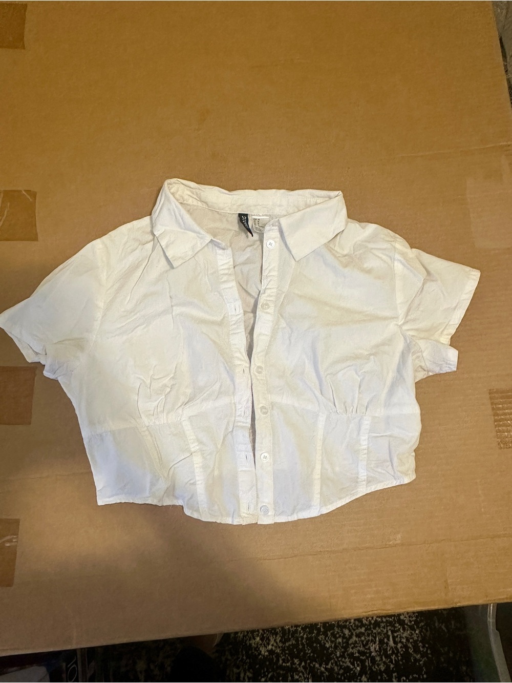 H&M Women’s White Cropped Short Sleeve Collared Button-Up, Cotton Size M